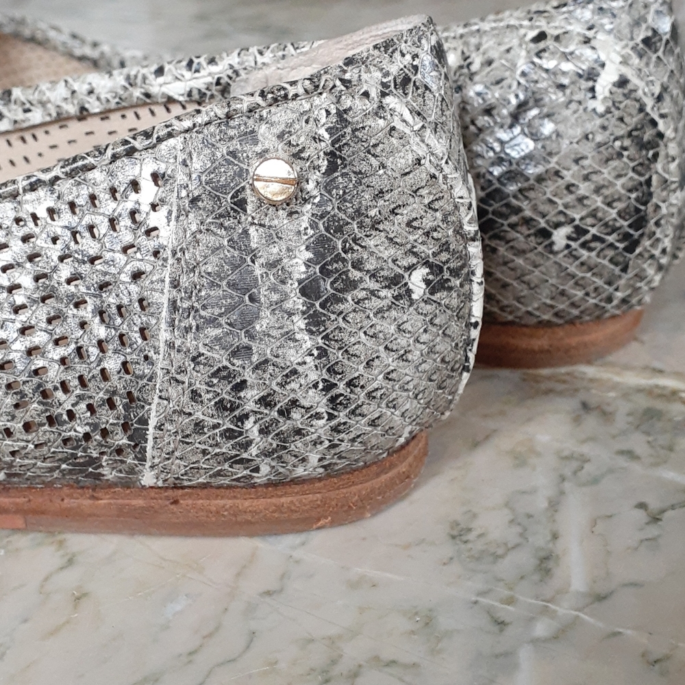 Vince Camuto shoes flats - Picture 6 of 9
